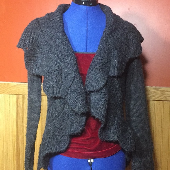 BCBGMaxAzria Sweaters - BCBG Alpaca wool blend scalloped sweater Size M